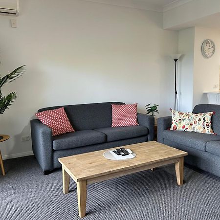 Bella Mare Coolangatta Beachside Apartments Gold Coast Exterior photo