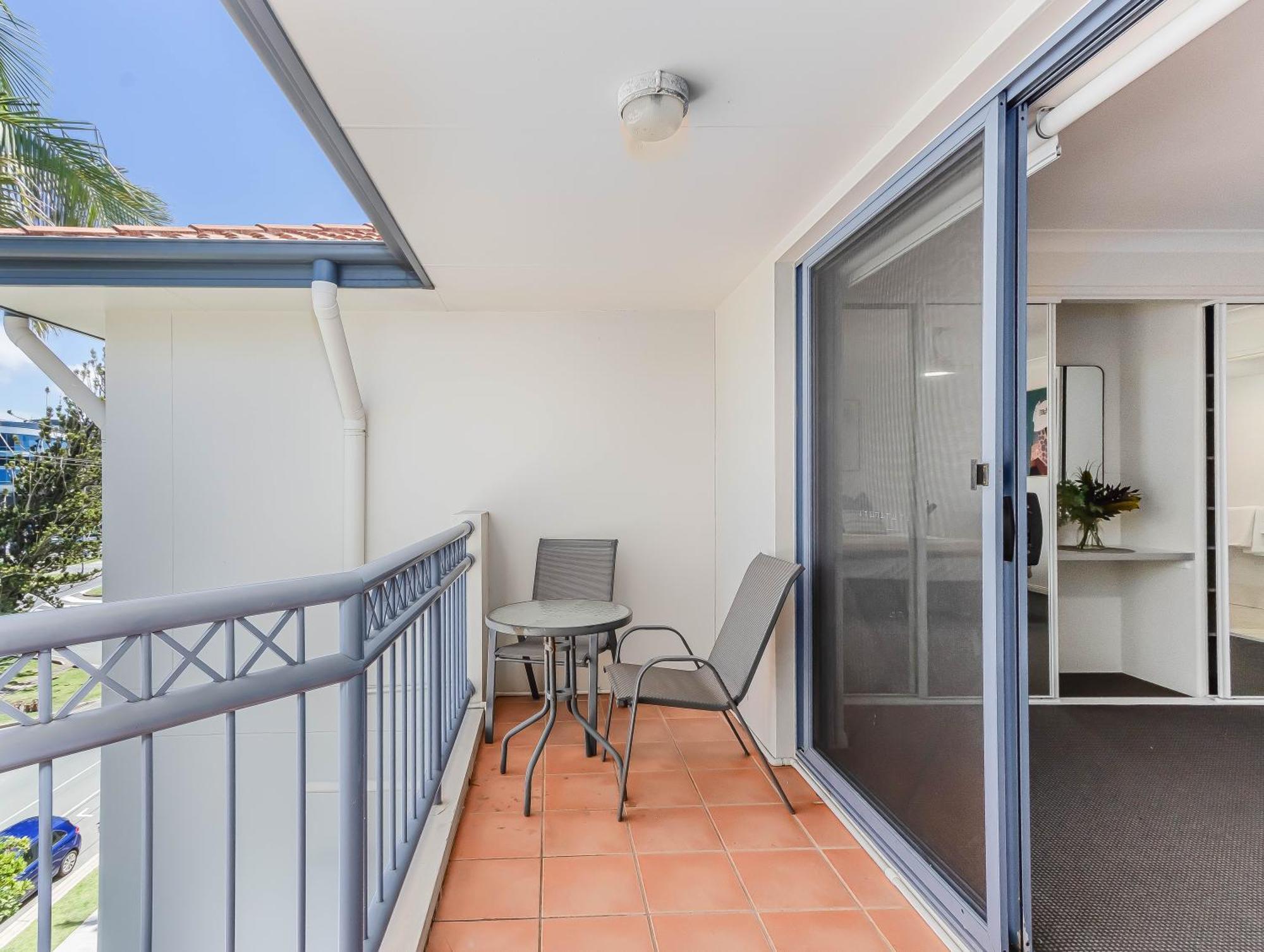Bella Mare Coolangatta Beachside Apartments Gold Coast Exterior photo