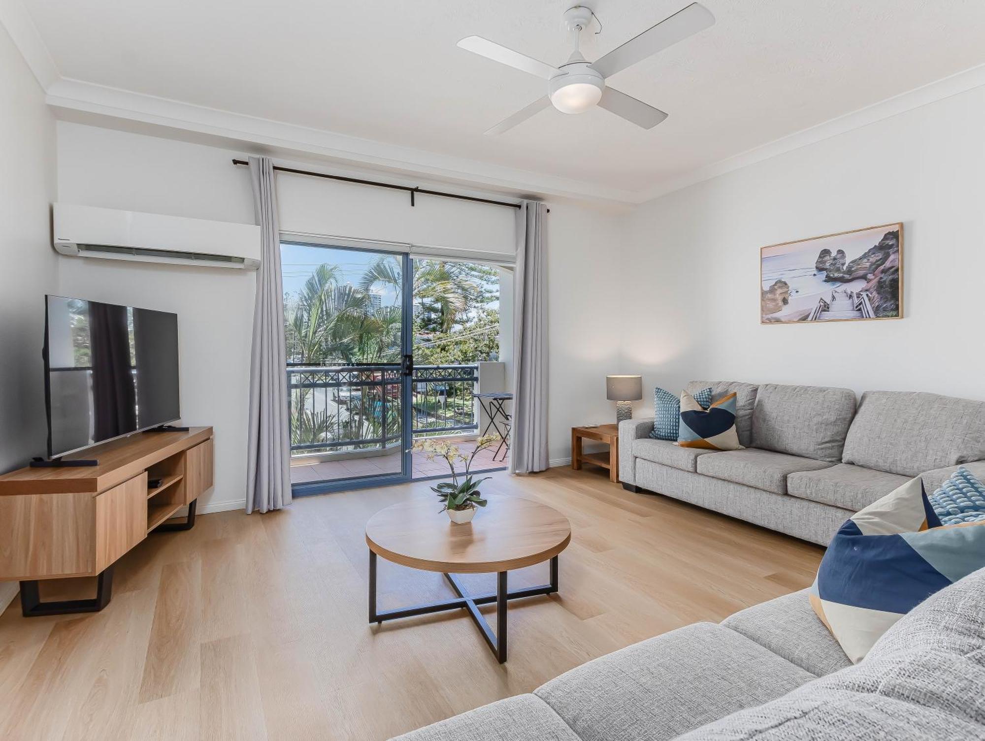 Bella Mare Coolangatta Beachside Apartments Gold Coast Exterior photo