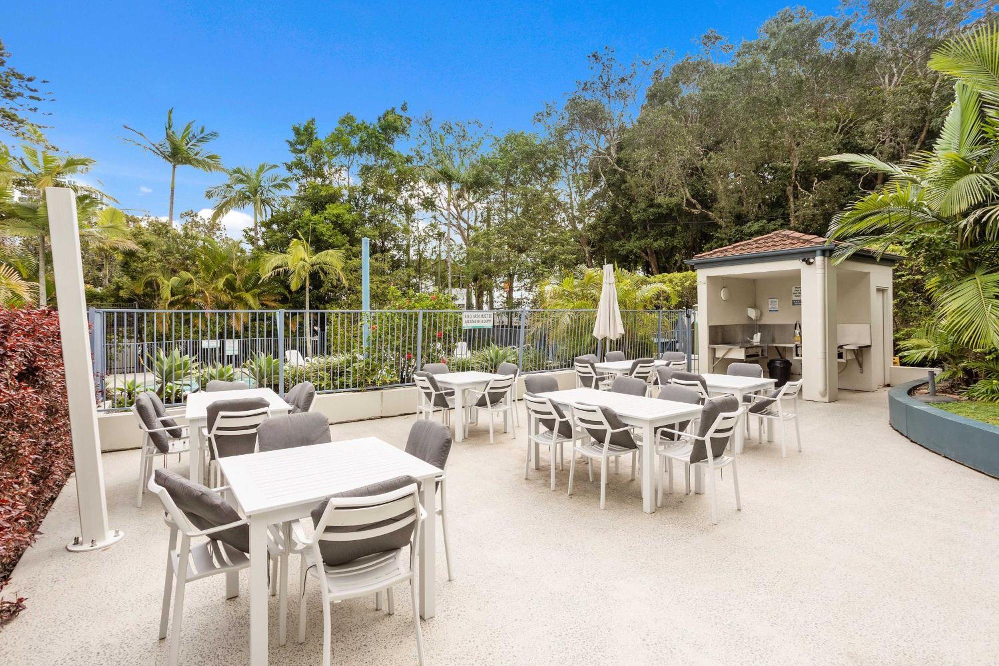 Bella Mare Coolangatta Beachside Apartments Gold Coast Exterior photo