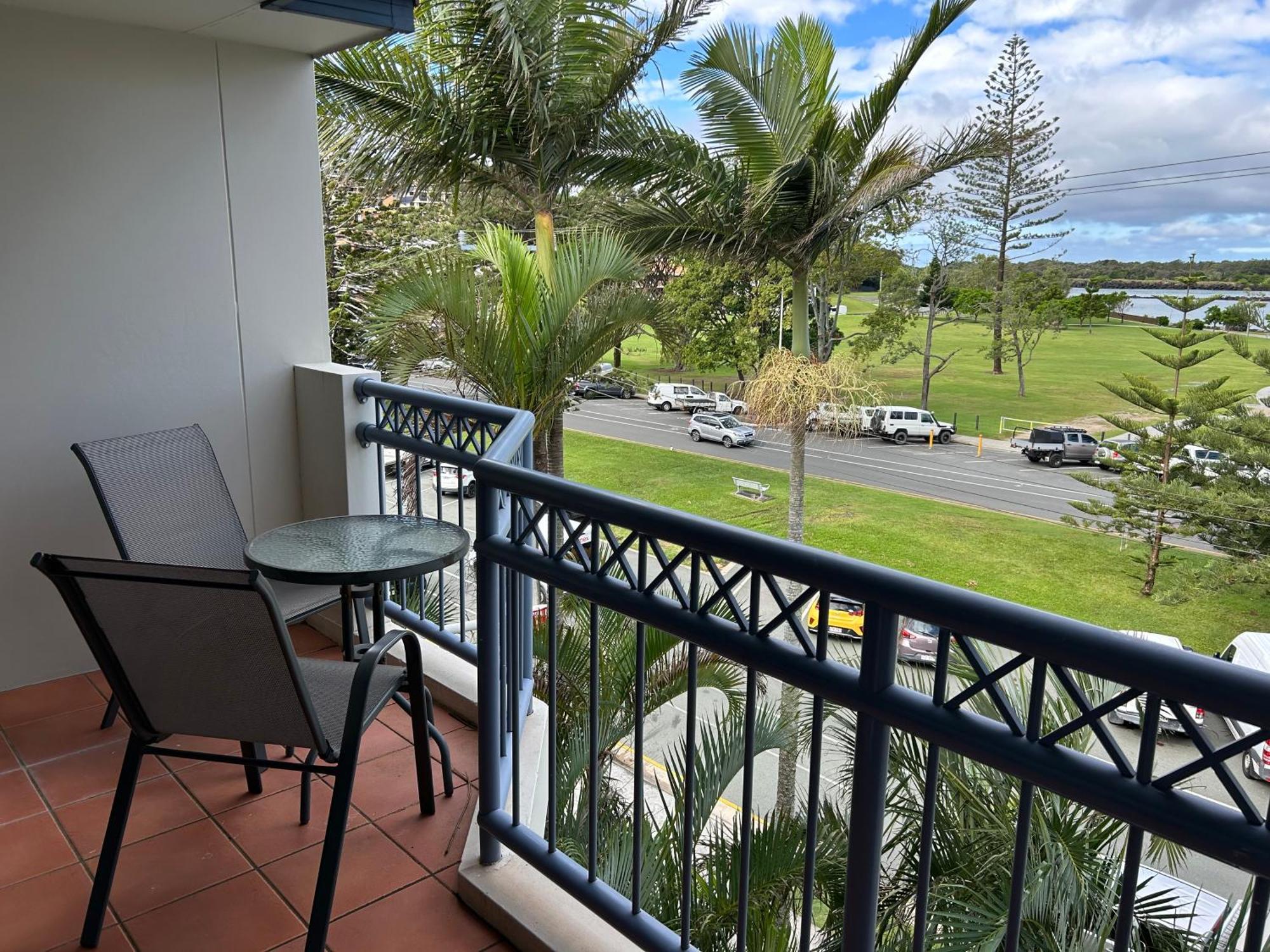 Bella Mare Coolangatta Beachside Apartments Gold Coast Exterior photo